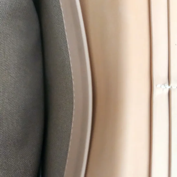 Fendi Long wallet. Gorgeous tan and cappuccino colors. - Picture 8 of 16